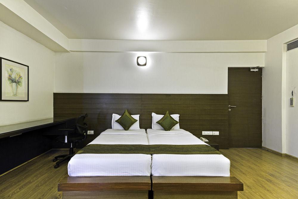 Corporate Stay ปูเน่ ภายนอก รูปภาพ